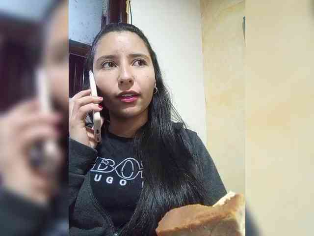 Marcela-5 webcam