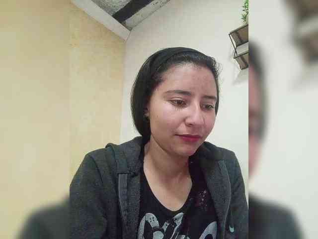 Marcela-5 webcam