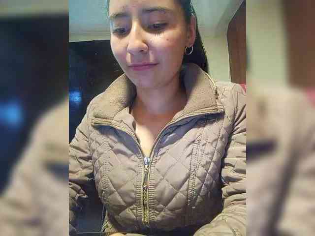Marcela-5 webcam