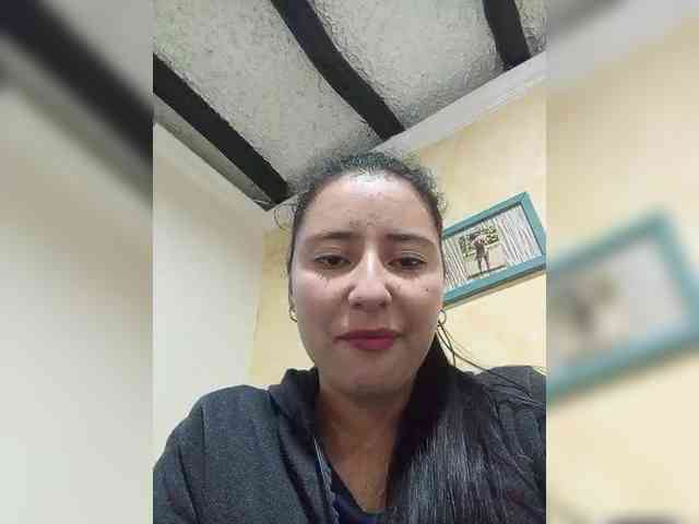 Marcela-5 webcam