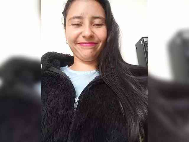 Marcela-5 webcam