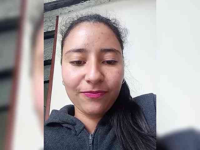 Marcela-5 webcam