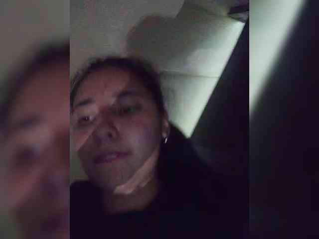 Marcela-5 webcam