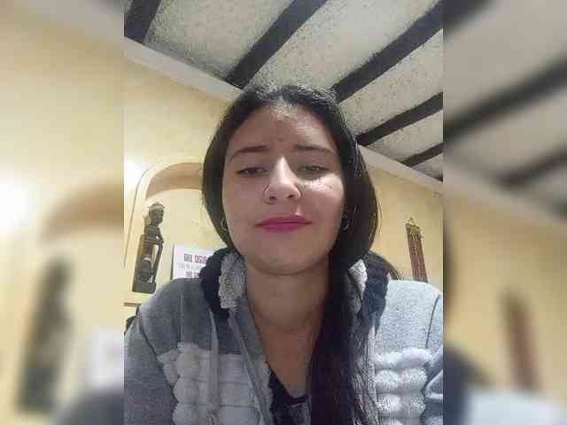 Marcela-5 webcam