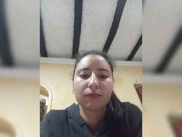 Marcela-5 webcam