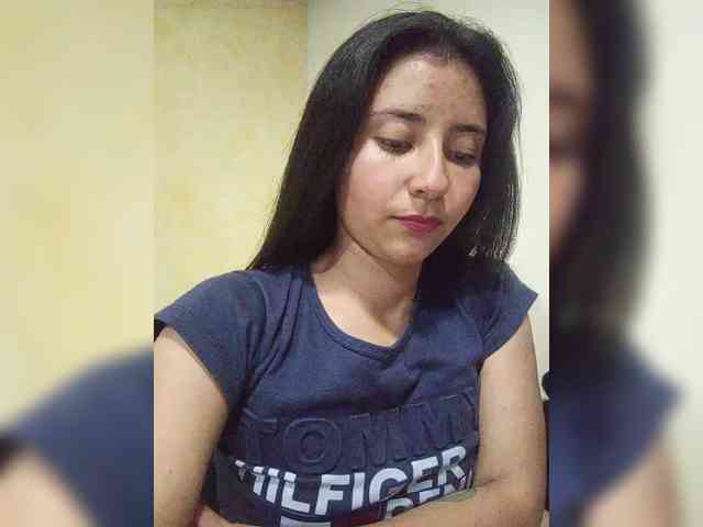 Marcela-5 webcam