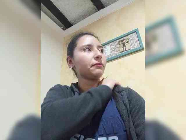 Marcela-5 webcam