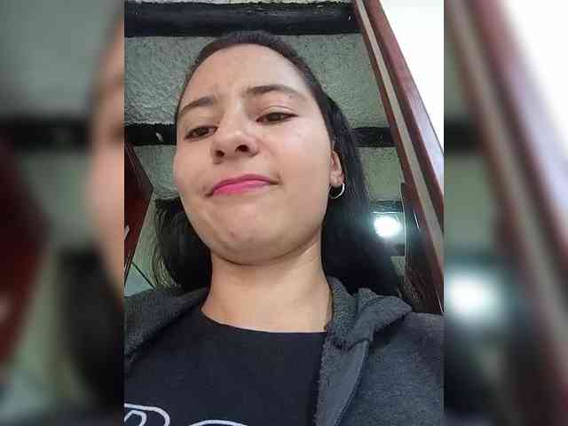 Marcela-5 webcam