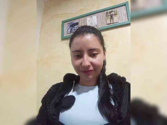 Marcela-5 webcam