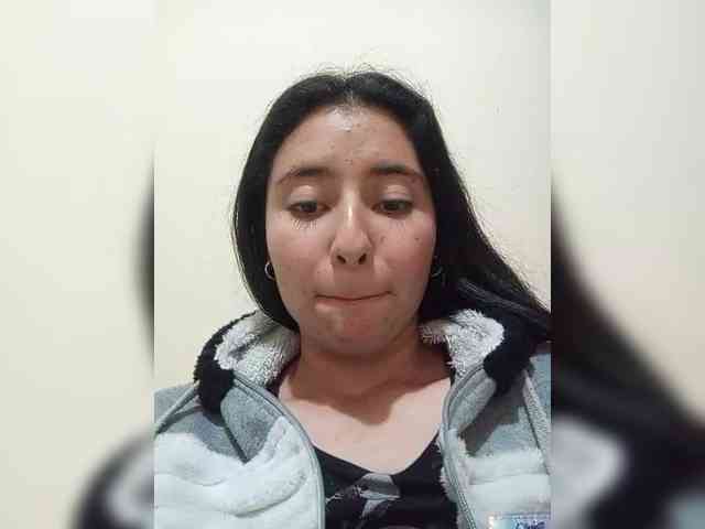 Marcela-5 webcam