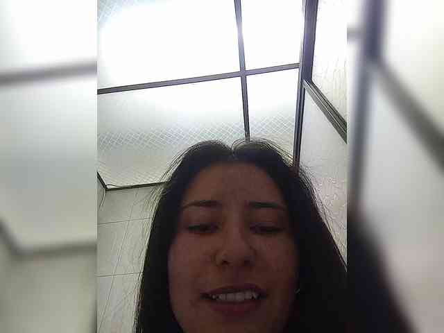 Marcela-5 webcam