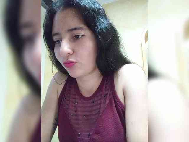Marcela-5 webcam