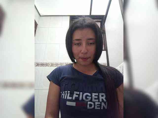 Marcela-5 webcam