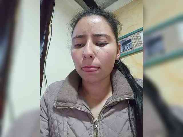 Marcela-5 webcam