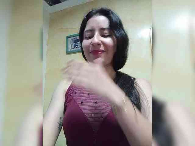 Marcela-5 webcam