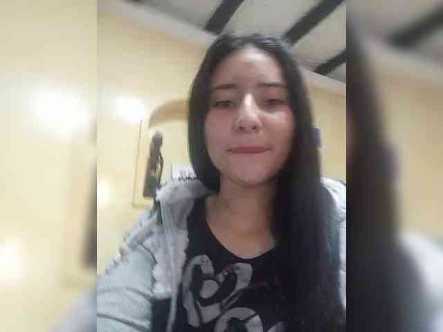 Marcela-5 webcam