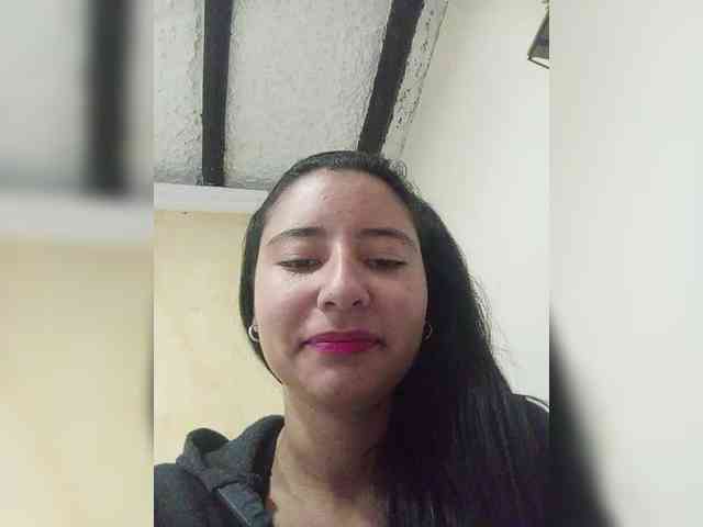 Marcela-5 webcam