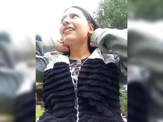 Marcela-5 webcam