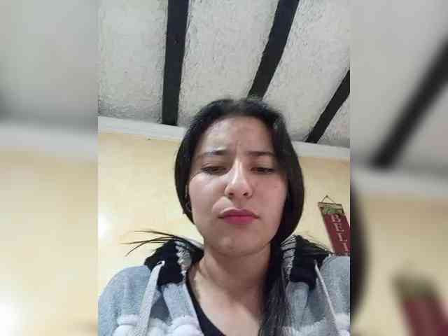 Marcela-5 webcam