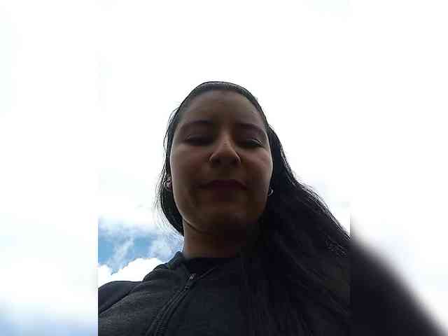 Marcela-5 webcam
