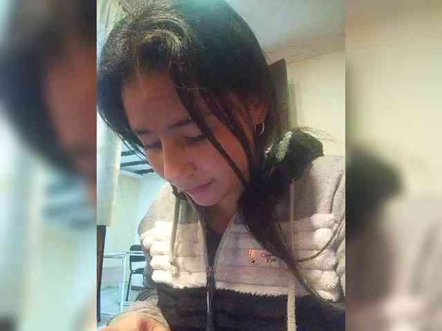 Marcela-5 webcam