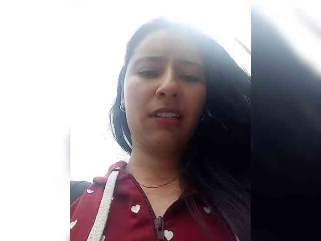 Marcela-5 webcam