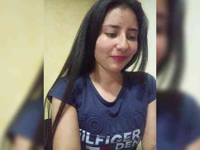 Marcela-5 webcam