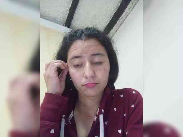 Marcela-5 webcam