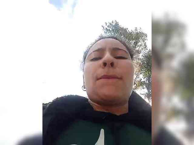 Marcela-5 webcam