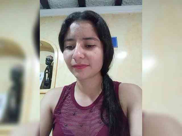 Marcela-5 webcam