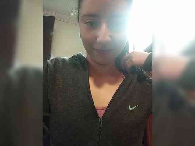 Marcela-5 webcam