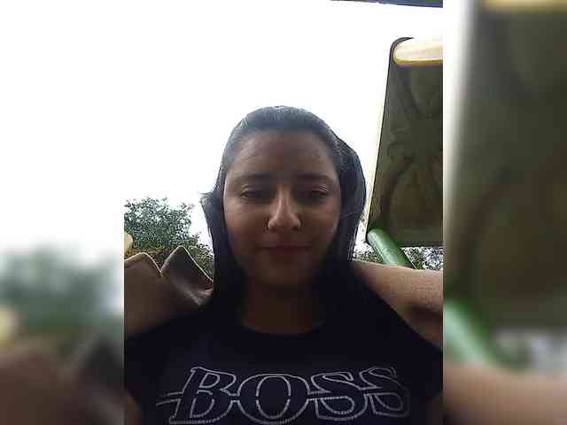 Marcela-5 webcam