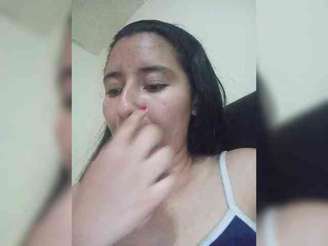 Marcela-5 webcam