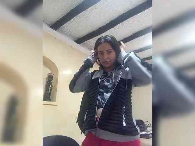 Marcela-5 webcam