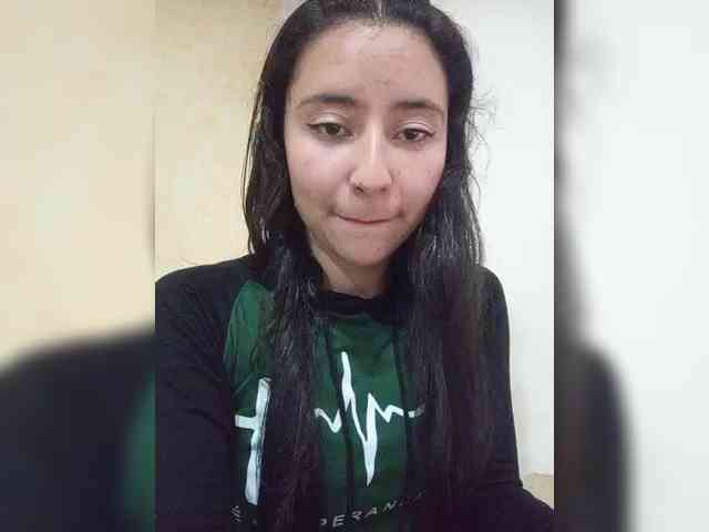 Marcela-5 webcam