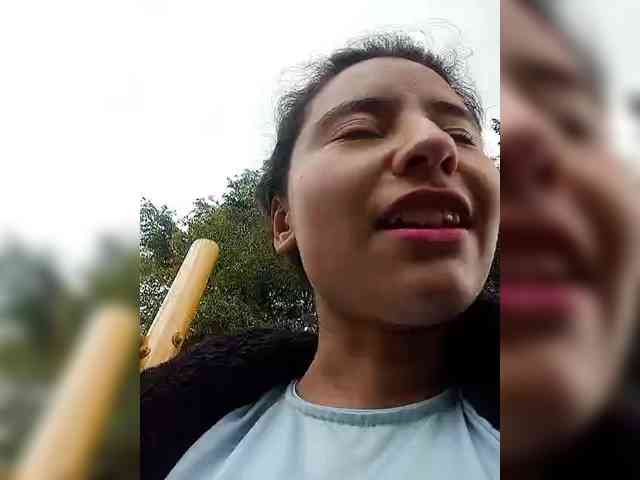 Marcela-5 webcam
