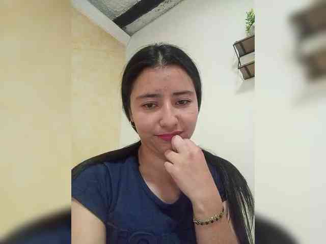 Marcela-5 webcam