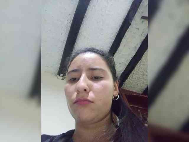 Marcela-5 webcam
