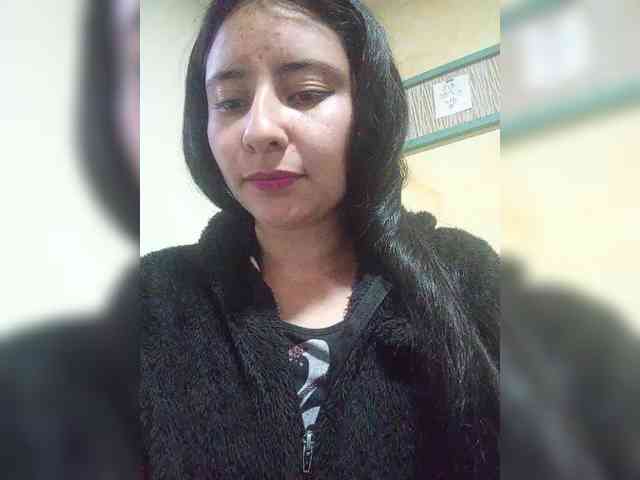 Marcela-5 webcam