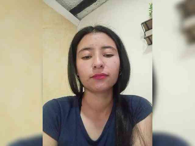 Marcela-5 webcam