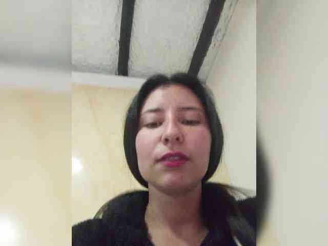 Marcela-5 webcam