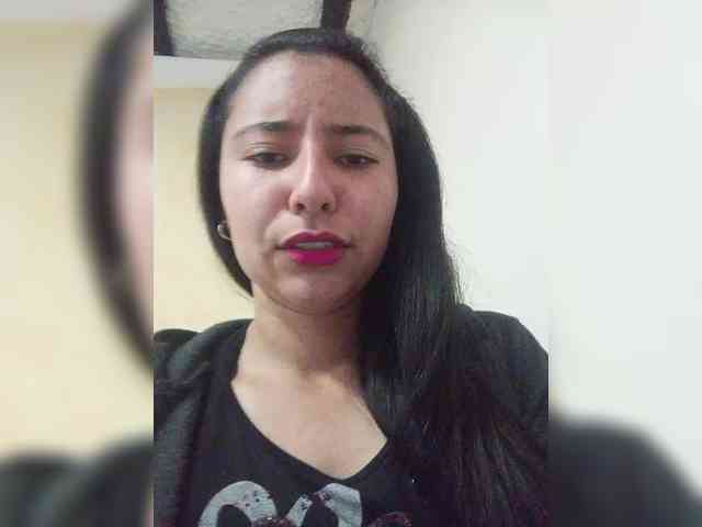 Marcela-5 webcam