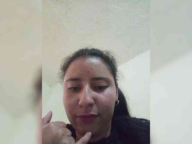 Marcela-5 webcam