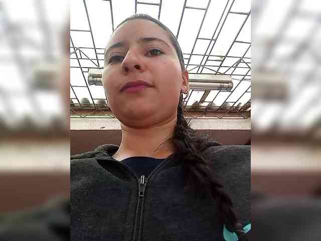 Marcela-5 webcam