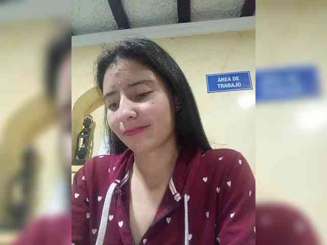 Marcela-5 webcam