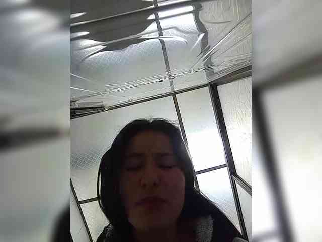 Marcela-5 webcam
