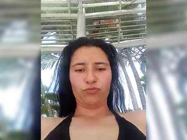 Marcela-5 webcam