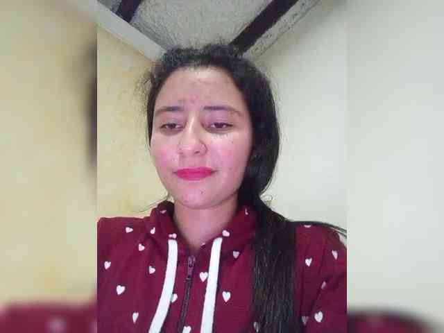 Marcela-5 webcam