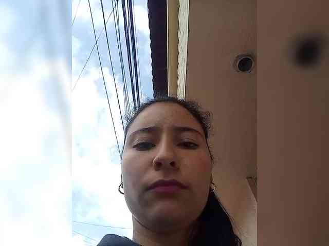 Marcela-5 webcam