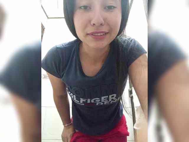 Marcela-5 webcam